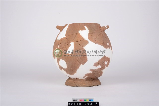 雙橫把歛口圈足罐