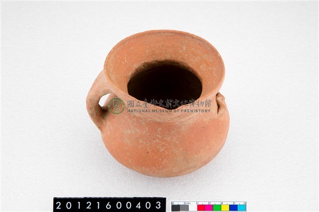 單把帶流口陶罐