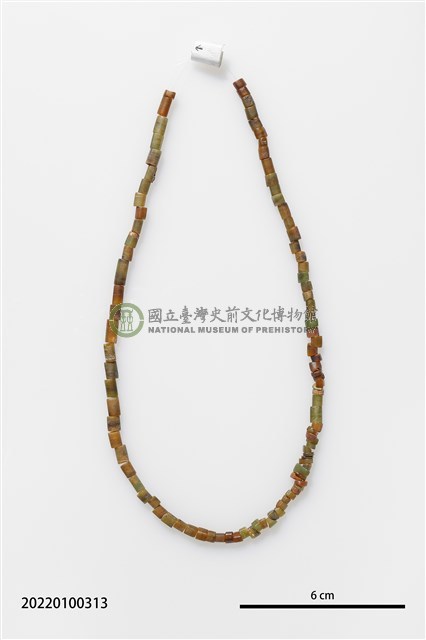 玉管珠串