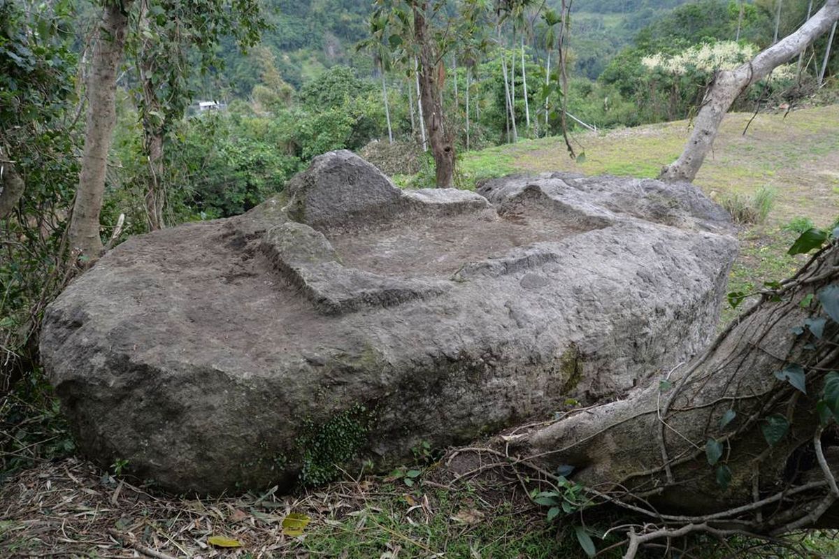 3仍在白守蓮遺址的的白守蓮Ⅲ號岩棺