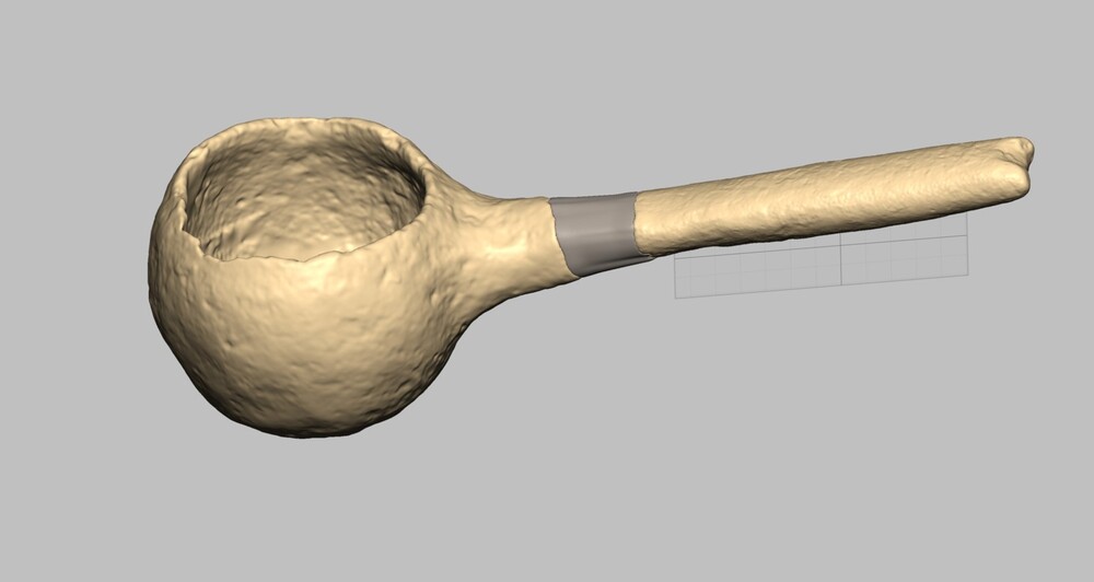 圖中灰色部位於考古發掘出土時已佚失，透過數位修復即可還原陶杓完整的樣貌