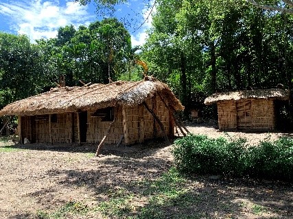 為維持卑南族家屋完整性，本次修繕以家屋、祖靈屋、小米靈屋三棟建築展示為主要目標。