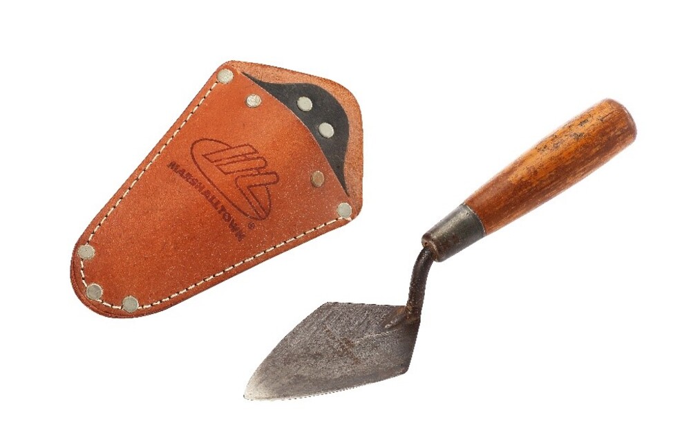 Marshalltown trowel，俗稱小平鏟