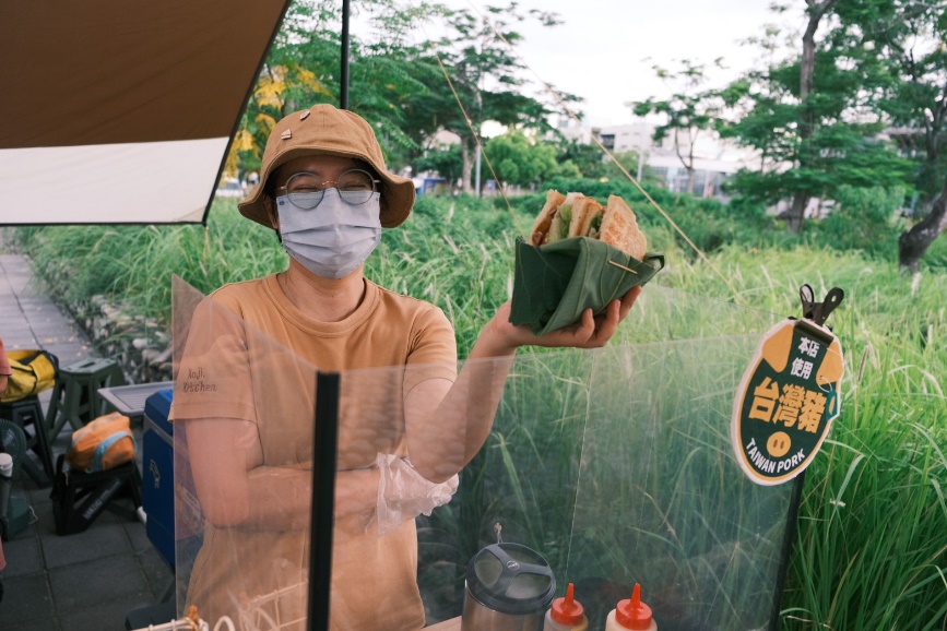 本次市集攤商對使用植物食器給予大力支持