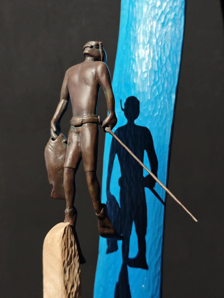 〈O pasifana' no riyar 〉（大海教的事）局部 2021，銅、木、鐵、石 40×30×218cm（盧梅芬攝）。