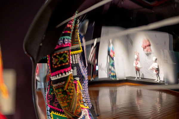 透過時裝藝術，定義屬於自己的時尚（Cegaw Tjudjaliman林家卿攝）。