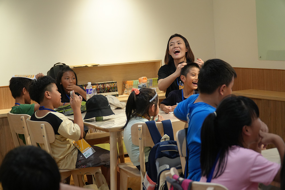 笑容燦爛的大家。