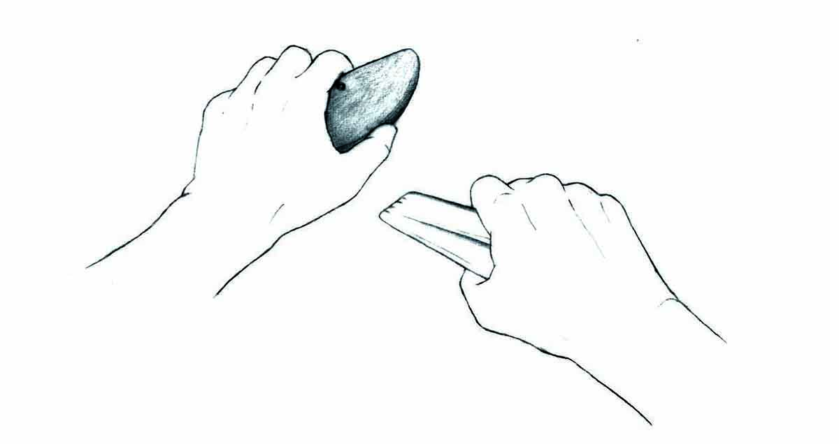 以稜柱狀砂岩磨棒修磨石器示意圖（圖片來源：《南科古文明》（p169），國立臺灣史前文化博物館提供）。
